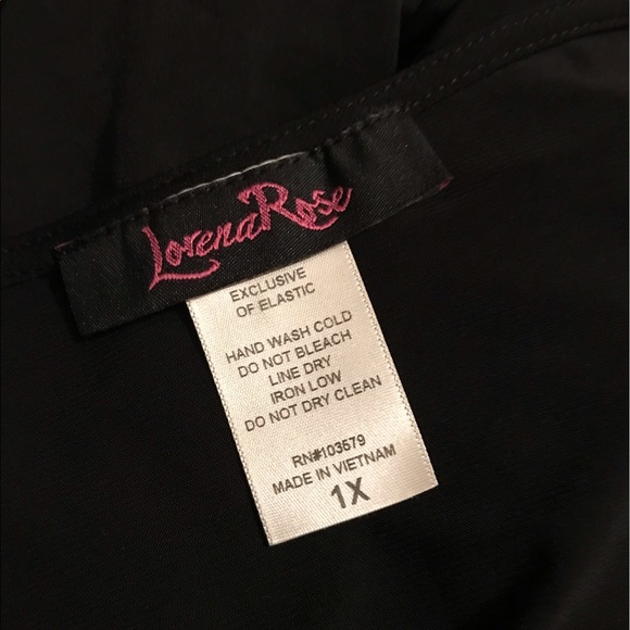 Black Top 1X 🖤 Sexy Plus Crop - Picture 3 of 3